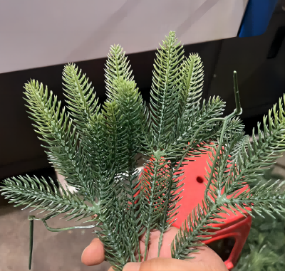 Single color plastic fake flower and tree