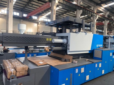 HAICHEN injection molding machine injection unit