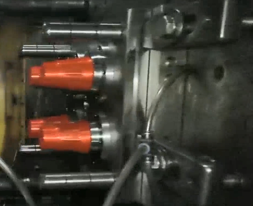 Plastic cup injection molding machine