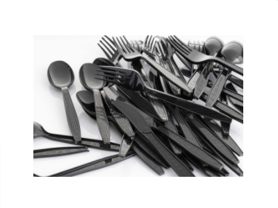 plastic spoons