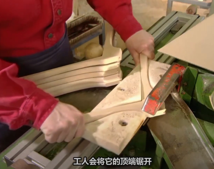 Solid wood hanger machine