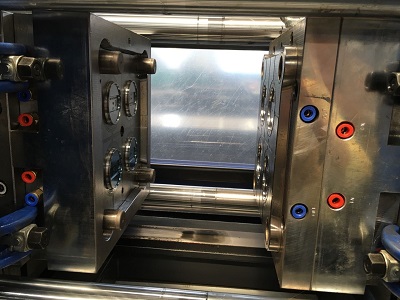 Injection molding mould installation steps